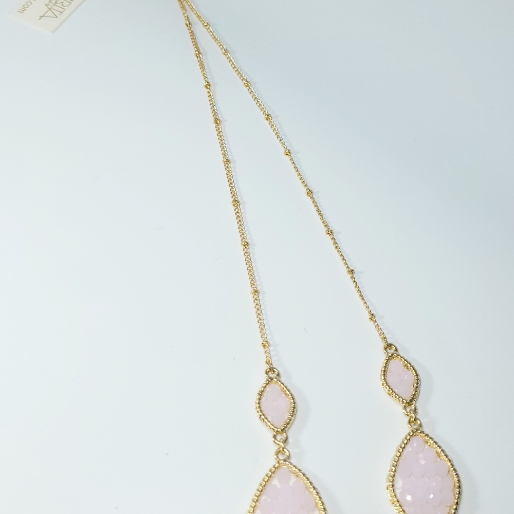 NWT-AMRITA SINGH-LIGHT PINK CRYSTALS AND GOLD NECKLACE - Picture 5 of 8